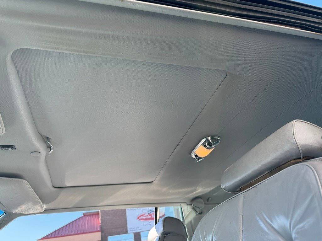 Lincoln-continental-1976-grey-13