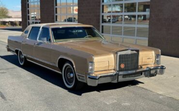 Lincoln-continental-1979-yellow-6