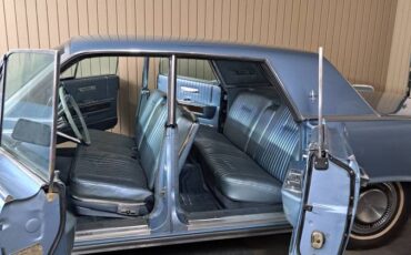 Lincoln-continental-4-door-sedan-1964-blue-11