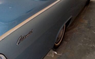 Lincoln-continental-4-door-sedan-1964-blue-3