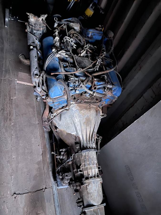 Lincoln-continental-convertible-1966-grey-1