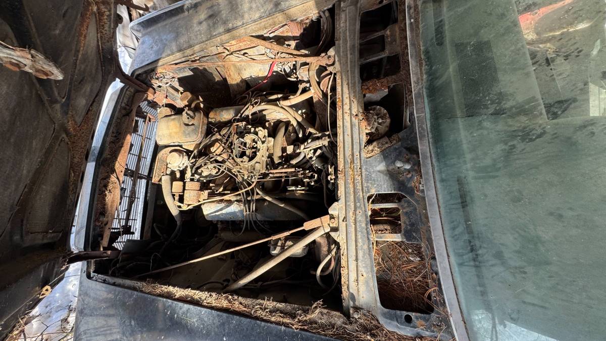 Lincoln-continental-convertible-1967-2