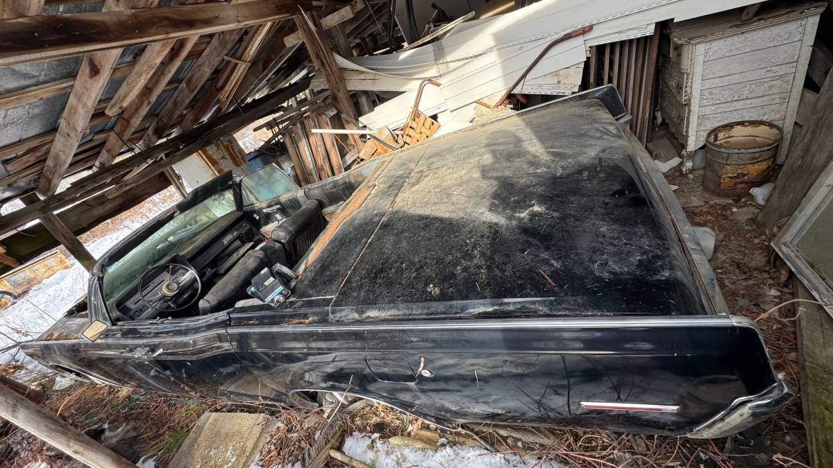 Lincoln-continental-convertible-1967-black-4