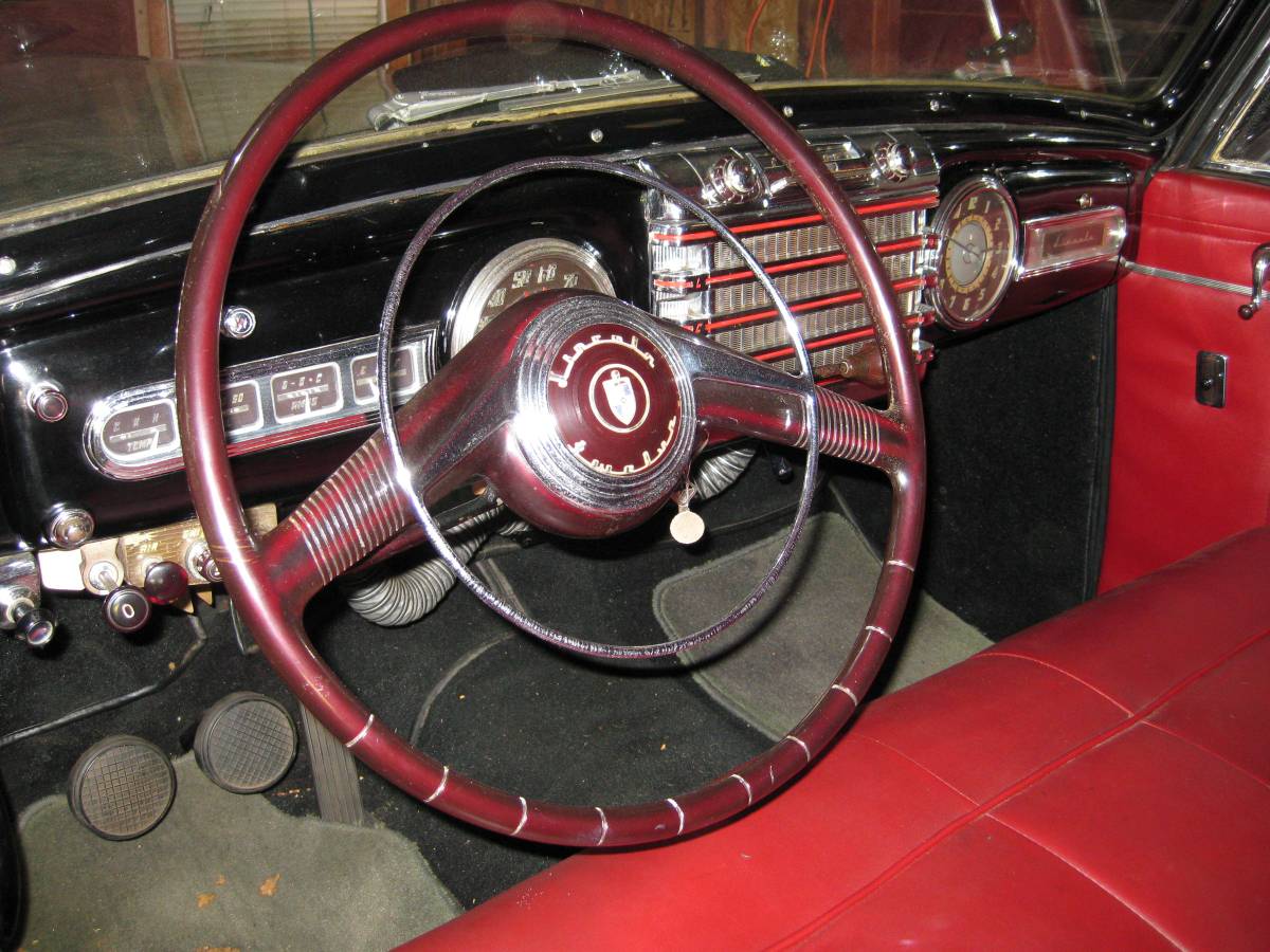 Lincoln-continental-coupe-1947-black-1