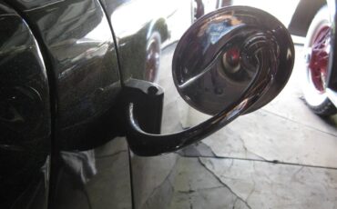 Lincoln-continental-coupe-1947-black-10