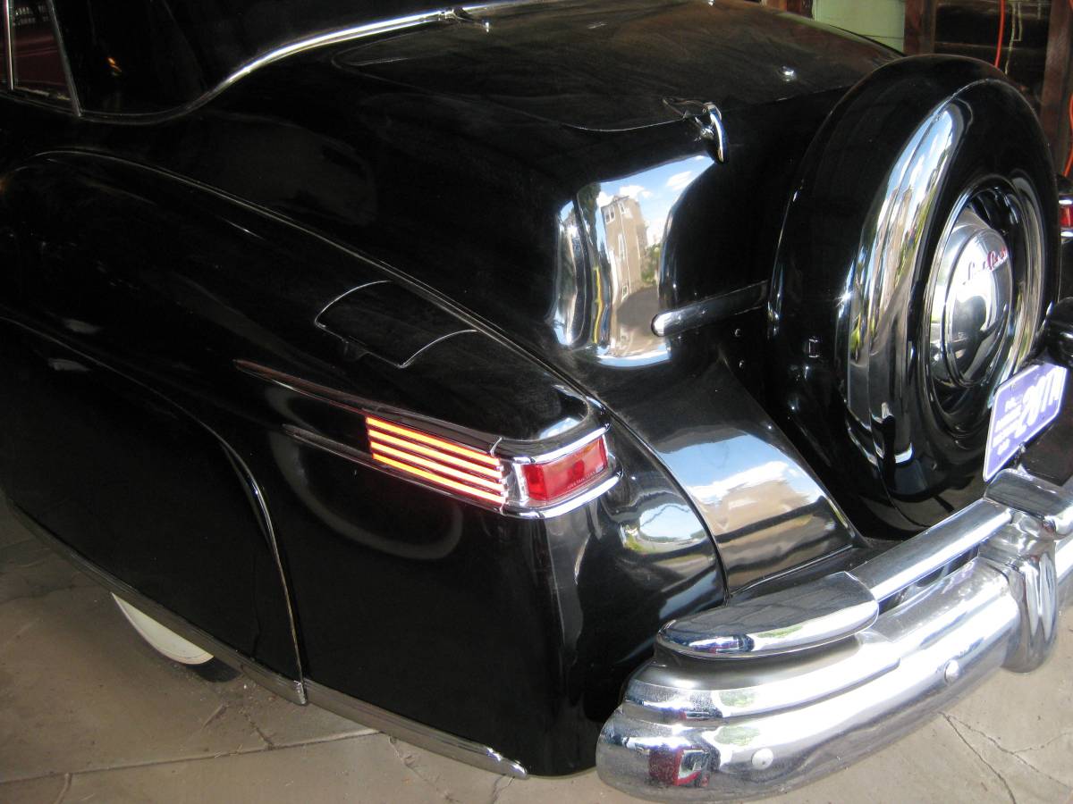 Lincoln-continental-coupe-1947-black-16