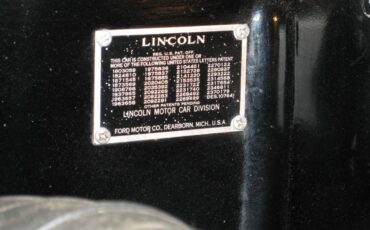 Lincoln-continental-coupe-1947-black-8