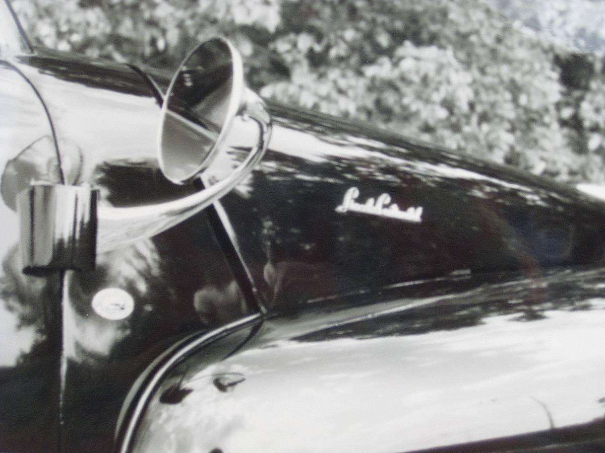 Lincoln-continental-coupe-1947-black-9