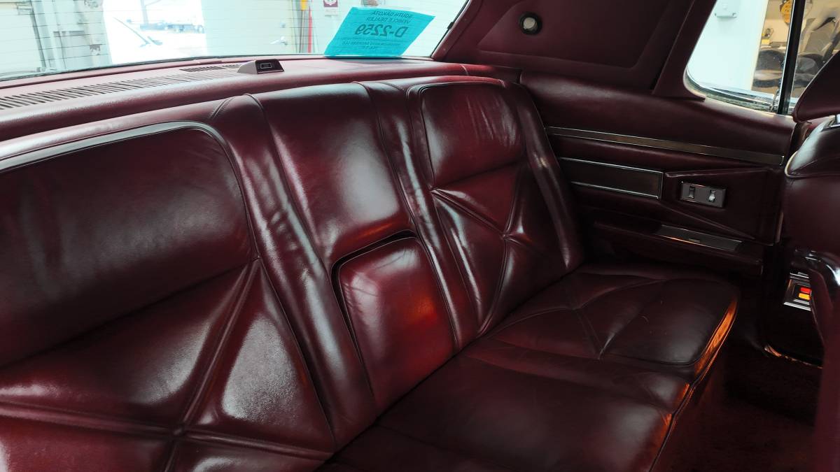 Lincoln-continental-mark-iii-1971-21