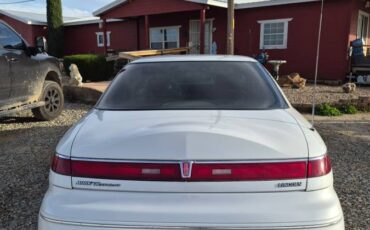 Lincoln-continental-mark-iii-1996-white-1