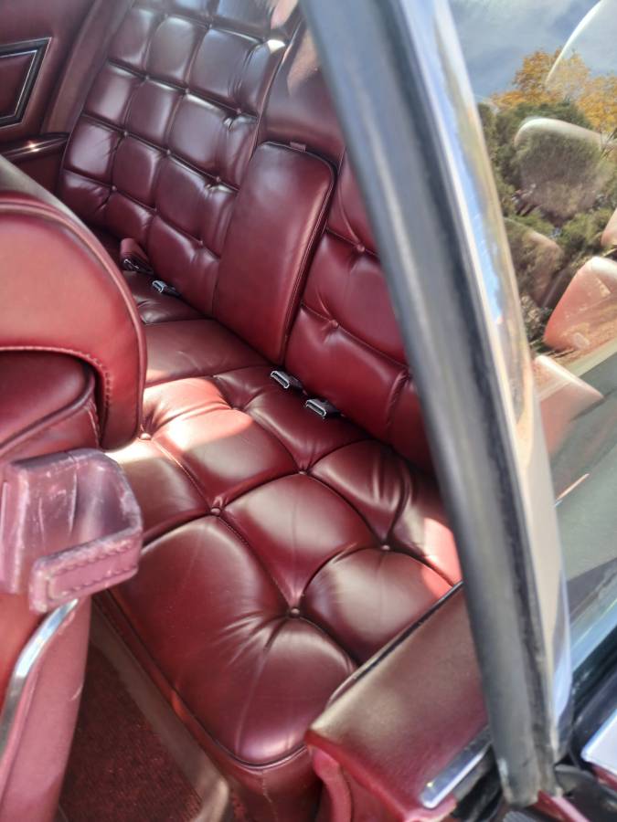 Lincoln-continental-mark-iv-1974-10