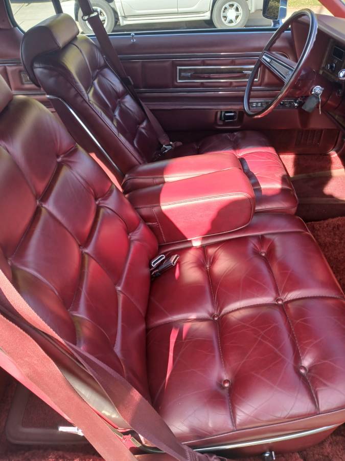 Lincoln-continental-mark-iv-1974-11