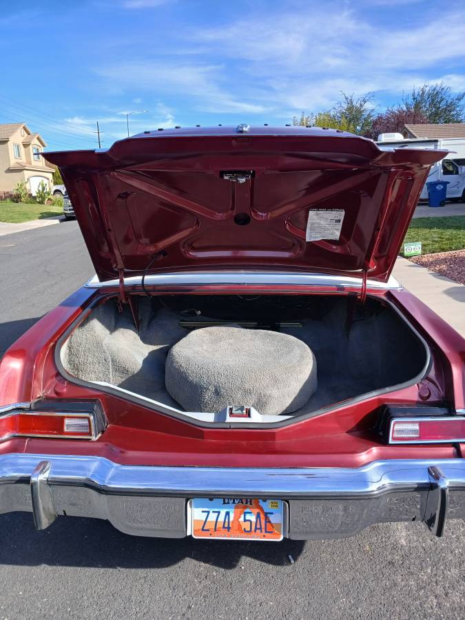 Lincoln-continental-mark-iv-1974-2