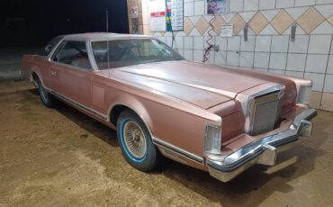 Lincoln-continental-mark-v-1977-1