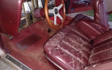 Lincoln-continental-mark-v-1977-10