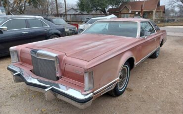 Lincoln-continental-mark-v-1977