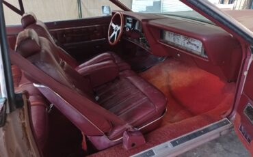 Lincoln-continental-mark-v-1977-6