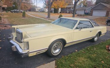 Lincoln-continental-mark-v-1978-10
