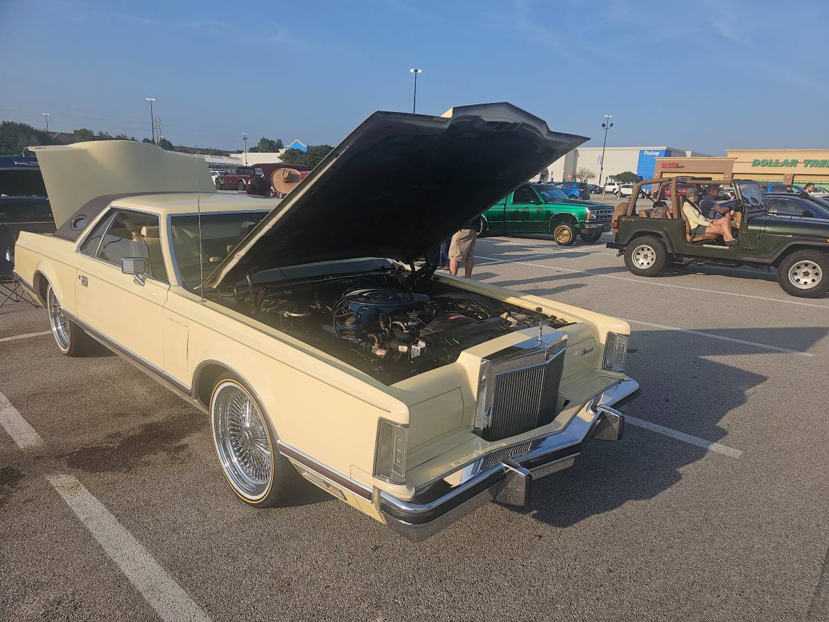 Lincoln-continental-mark-v-1978-18