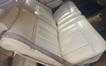 Lincoln-continental-mark-v-1978-3