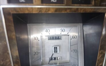 Lincoln-continental-mark-v-1978-8