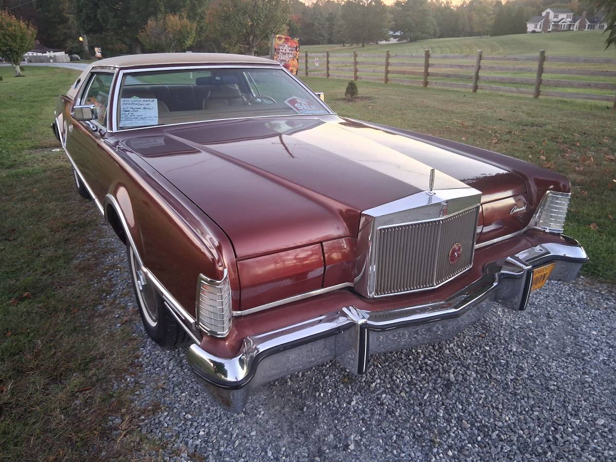 Lincoln-continental-markiv-1975-brown-1