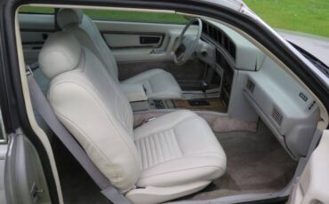 Lincoln-mark-1985-grey-1