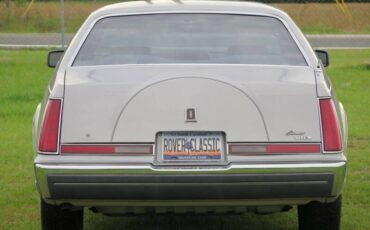 Lincoln-mark-1985-grey-13