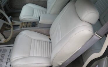 Lincoln-mark-1985-grey-16