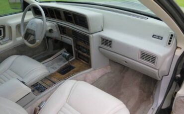 Lincoln-mark-1985-grey-5