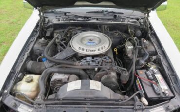 Lincoln-mark-1985-grey-7