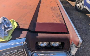 Lincoln-mark-lll-1970-brown-10