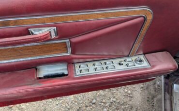 Lincoln-mark-lll-1970-brown-11