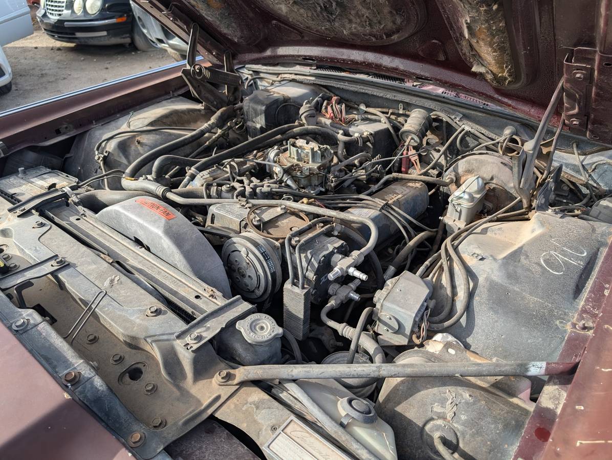 Lincoln-mark-lll-1970-brown-17