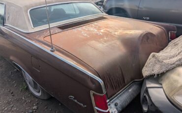 Lincoln-mark-lll-1970-brown-5