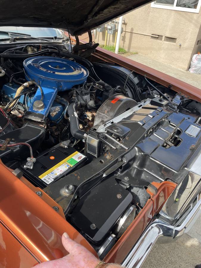 Lincoln-mark-lv-1972-custom-3