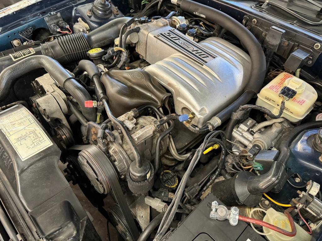 Lincoln-mark-vii-1988-blue-243