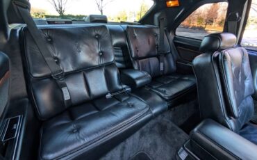 Lincoln-mark-vii-bill-blass-1990-white-17