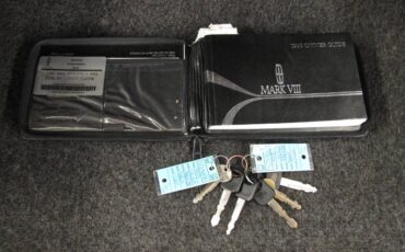 Lincoln-mark-viii-1995-grey-1