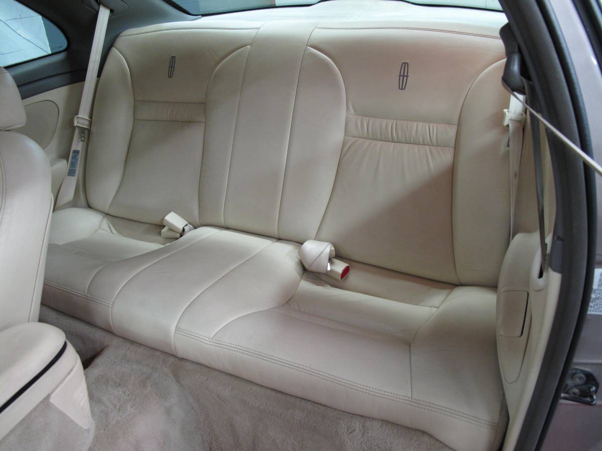 Lincoln-mark-viii-1995-grey-13