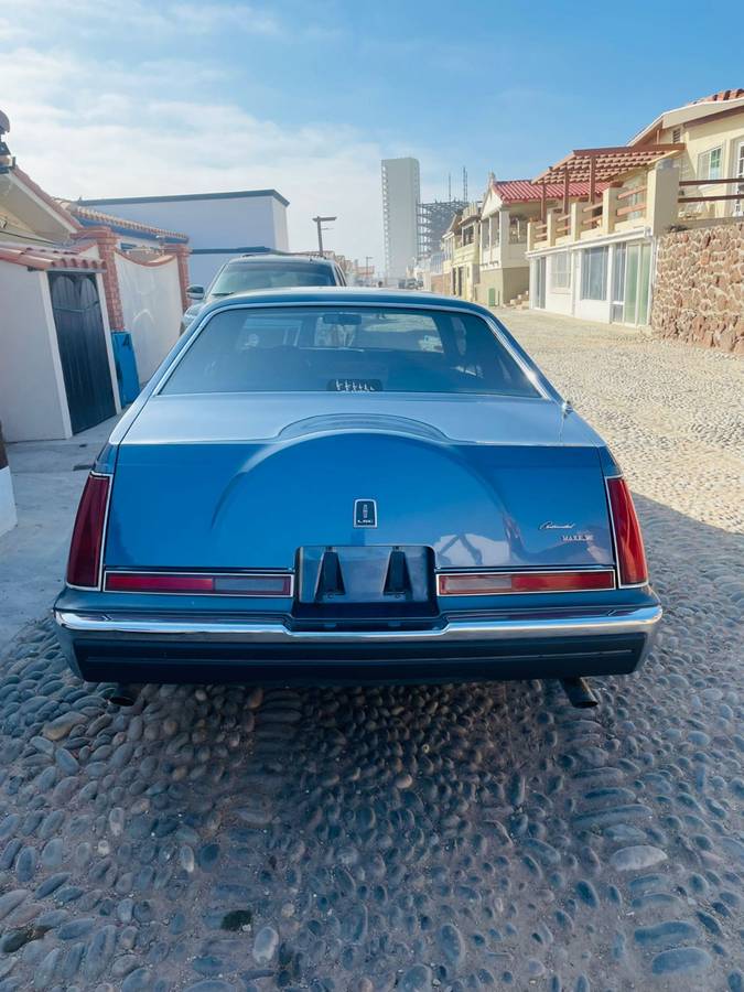Lincoln-mark-vll-1984-blue-1