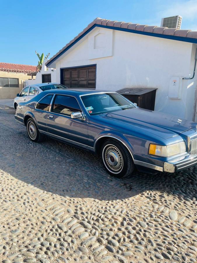 Lincoln-mark-vll-1984-blue-2