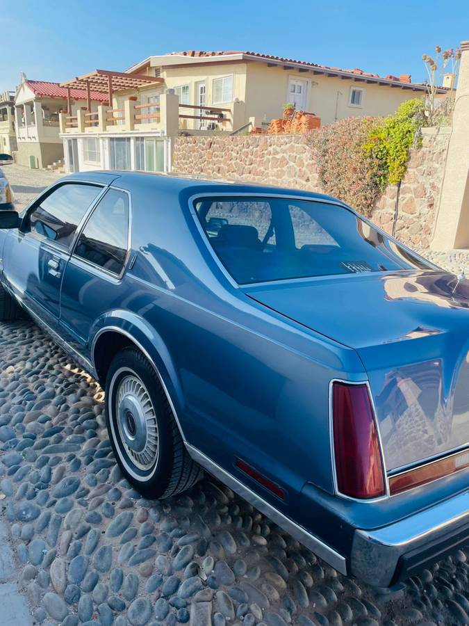 Lincoln-mark-vll-1984-blue-3