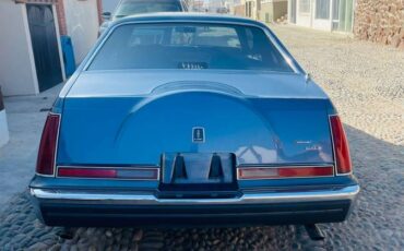 Lincoln-mark-vll-1984-blue