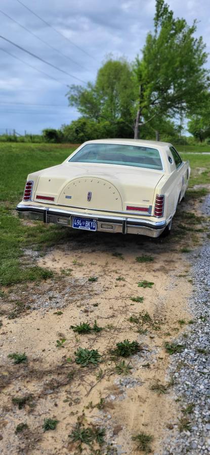 Lincoln-markv-1979-yellow-3