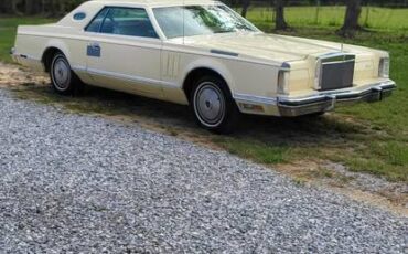 Lincoln-markv-1979-yellow