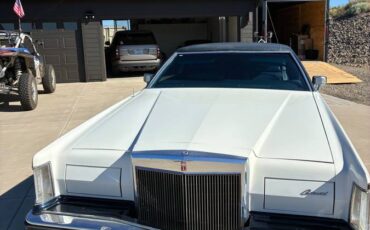 Lincoln-mk-v-1979-white-5