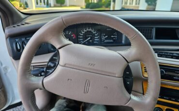 Lincoln-mkviii-1993-white-5