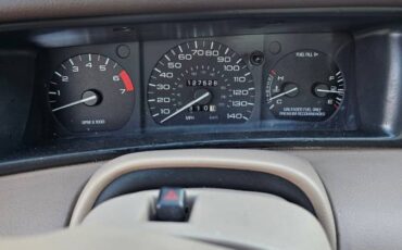 Lincoln-mkviii-1993-white-6