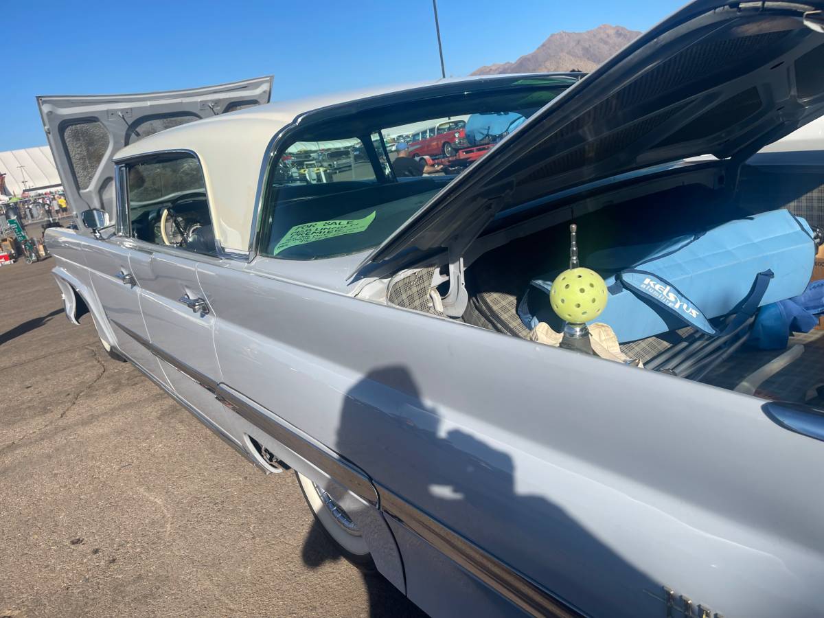 Lincoln-premier-1958-blue-11